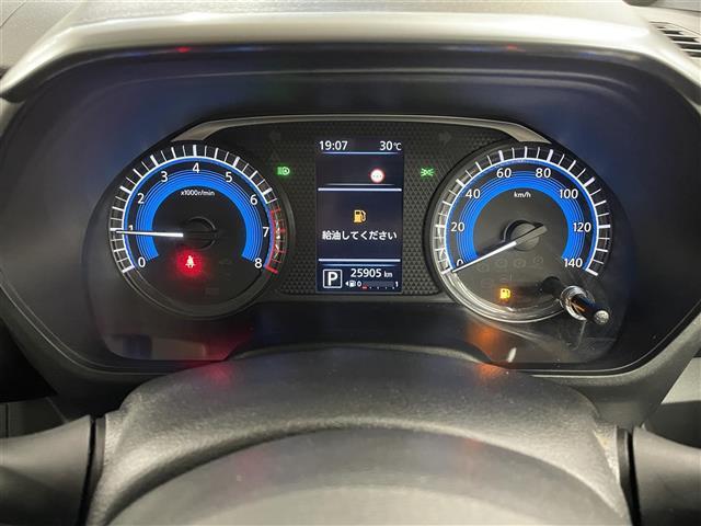 【スピードメーター】メーターがシンプルで見やすく運転しやすいですね！