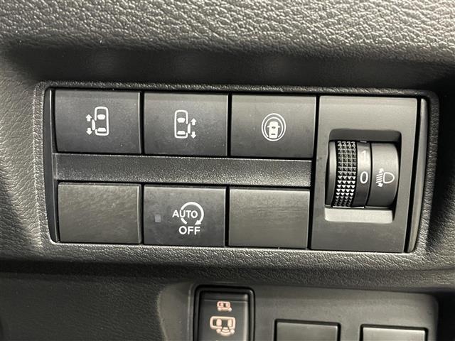 【運転席操作部】快適なドライブを楽しむための機能が装備されています！運転席から触れるので、使いやすいです！除菌プランいれていただくと、さらに清潔で安心していただけます！
