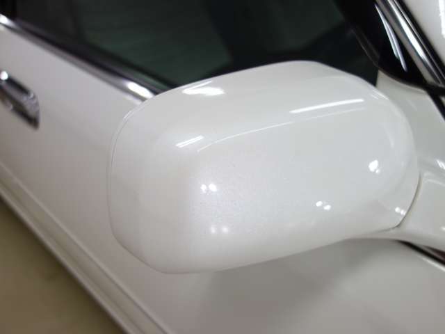 電動格納ミラーです！