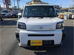 ☆ステアリングホイール☆手にしっくりくる握り心地で滑りにくく運転も快適です！