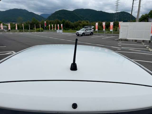 外装のキズやへこみ等の詳細はお問合せからでも承っておりますのでぜひどうぞ！！