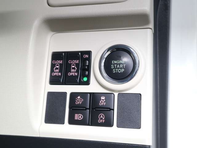 当社の展示車は全車両に”社団法人自動車公正取引協議会”の車両状態説明書を掲示しております。修復歴の有無は勿論、ドア等の外板の交換歴の有無までも表示☆口頭説明では無く書面にてお渡ししております♪