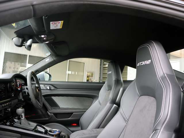 ◆Race-Tex ルーフライニング/センターコンソール(PORSCHEロゴエンボス加工) ◆Race-Tex GT3スポーツステアリング