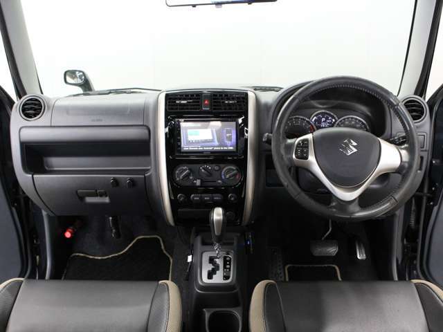 ご覧の車が気になる方は、画面上の【お気に入り・検討中リスト】ボタンをクリックして保存しておいて下さい。後で見返すのにも、とっても便利♪メッセージや、さらに詳しい『お見積』もカンタンに依頼して頂けます♪