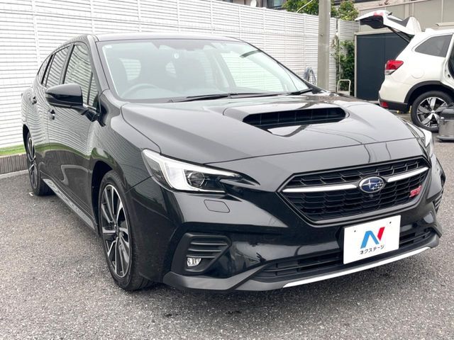 大好評のボディコーティング「弾スプラッシュコート」もご納車までに施工可能。通常のガラスコートと異なる、耐久年数6年の無機質ガラスコーティングが、ボディをキレイな状態に保ってくれます。