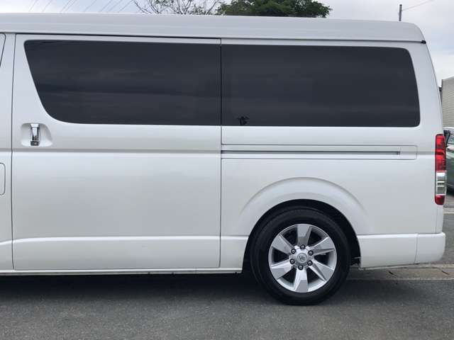 東名高速浜松西ICを降りて、北へ5分！！アクセス良好！！お気軽にご来店下さい！！！