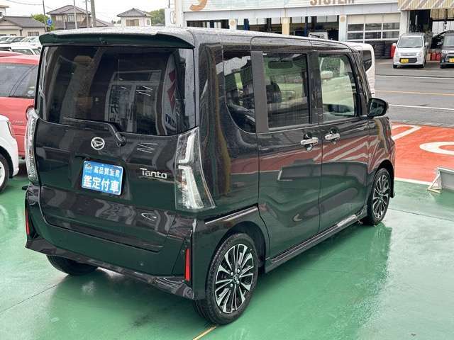 ★全国陸送費定額キャンペーンも実施中！★全国何処でも陸送会社がご自宅までお車をしっかりとお届します！陸送費につきましてはお気軽にお問合せください！※納車時ご来店いただければ、納車費用はかかりません！