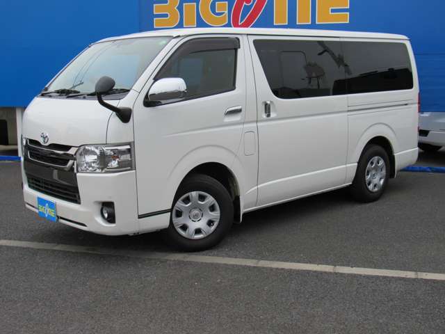 ☆格安にて当社指定民間車検工場にて整備を行います。もちろんプロの整備士が細部までチェックしますので、納車後の安心ドライブをお約束致します。