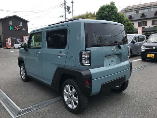 お車は一生の内にそう何度も買いなおされるものではありません。なので後悔の無いお車選びとカーライフ私たちケイスマイルにサポートさせて下さい！