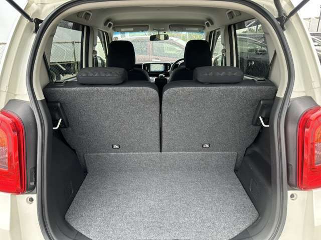 トランクルームも広々！シートアレンジ次第でちょっとしたお買い物からご家族そろってのお買い物も、季節ならではのレジャーにも！もちろんお仕事でも！使い勝手様々です（＾＾）/