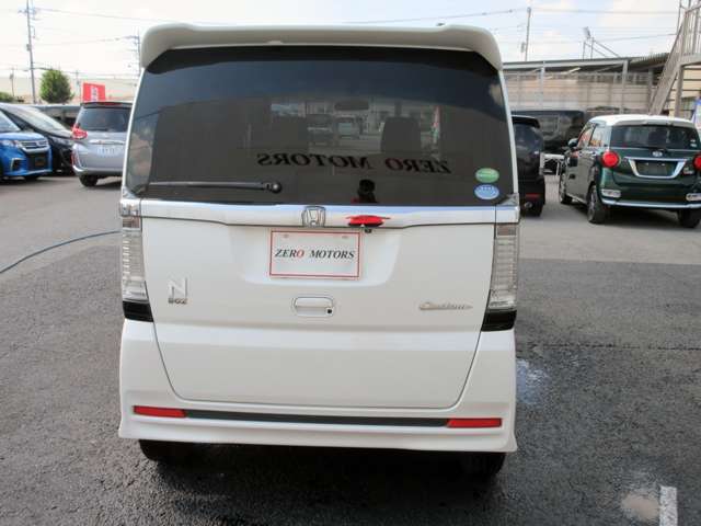 【各メーカーのお車を展示】トヨタ・ダイハツ・スズキ・ホンダ・スバル・マツダ・日産・国内各メーカーを埼玉県上尾市の展示場に展示しています。安い軽・燃費の良い車・荷室が広い車・広い軽・などなど展示中です。