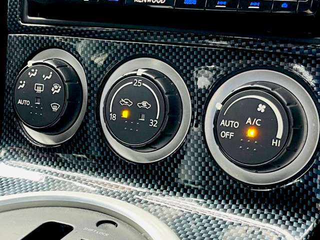 「オートエアコン」が付いています。1年中快適な室内を提供！車内温度を設定すると、風量を自動で調節してくれます！