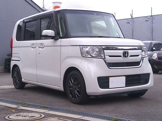 小売業の多くは2つに分類されます。どうやって売値を上げれるか？と考えるお店、どうやったら売値を下げれるか？と考えるお店です。JCLは後者です！！