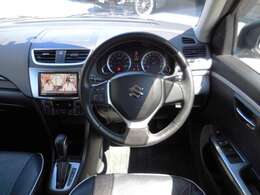 ガラスが大きく、とても運転しやすい1台です。女性はもちろん、お年寄りや運転に不慣れな方も、楽しくドライブ出来ますよ♪