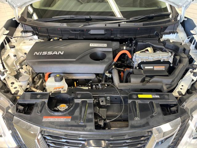 親切・丁寧な専門メカニックスタッフが応対！・車検・点検整備・事故等の修理などアフターサービスも安心。お車のカスタマイズもネクステージのサービススタッフまでご相談ください！