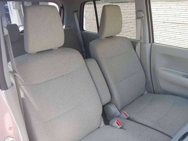 総額表示は車検をお取りしてお渡しする金額です。県外などの登録は別途費用がかかります。