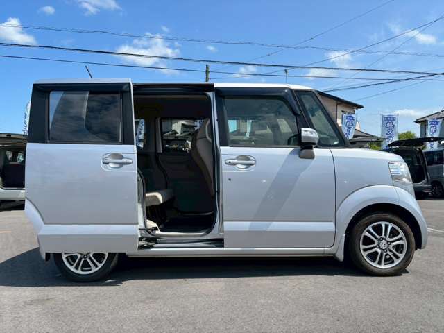 千葉県千葉市で軽自動車を買うなら「安い」「あんしん」「高品質」の3拍子揃った「カインド」で決まり♪■自社整備工場完備■第三者機関鑑定書付き(一部を除く)■