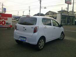 営業時間は10：00～19：00　土・日・祝日も営業してます！！　　毎週水曜日は定休日をいただいております＜(_ _)＞