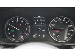 ひと目で情報が見やすいから安心して運転ができます。