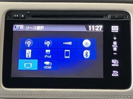 ナビゲーションはホンダ純正を装着しております。AM、FM、CD、DVD再生、Bluetooth、フルセグTVがご使用いただけます。