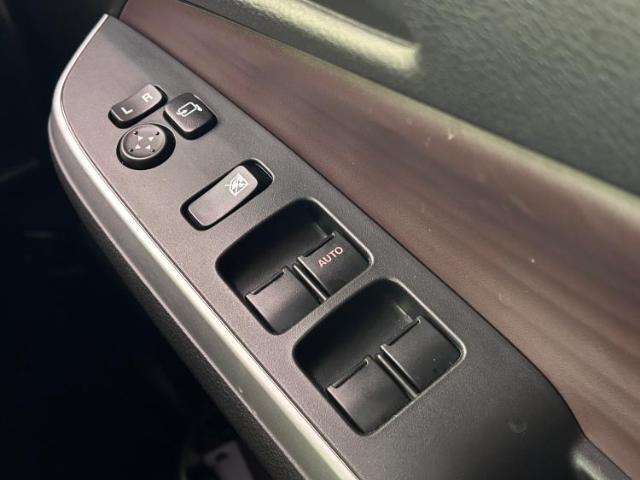 国産車から輸入車まで多様なお客様のニーズのお応えできるように、全国規模で豊富な在庫展開！車のことならWECARSへ！