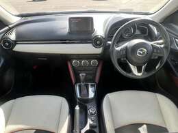 【インパネ全体】全方位で視界が広く、高い目線で運転もしやすいです！