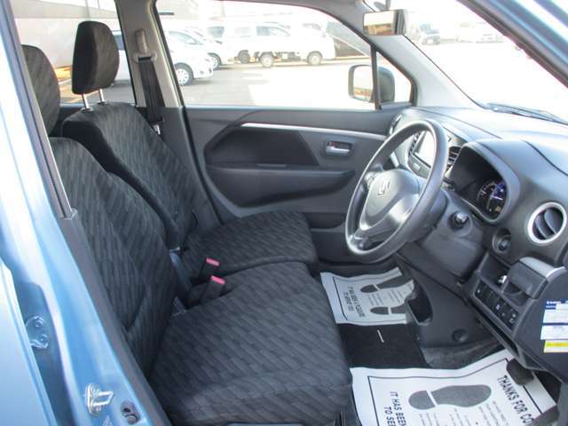 お電話での来店予約や1日車検のご予約も受け付け中です。カーセンサーフリーダイアルもご用意致しております。不明な点などもございましたらお気軽にお電話下さい。