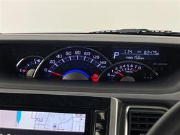 【スピードメーター】メーターがシンプルで見やすく運転しやすいですね！