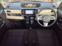 清潔感のある車内！ナビ・オートエアコン装備で快適ドライブ♪広々とした室内空間も魅力です。