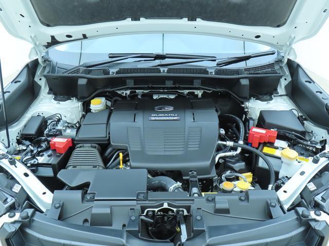 ■スバルと言えば水平対向エンジン。車体の低い位置に搭載されているので、万一の衝突時には、エンジンルームの下へ潜り込み、室内の乗員の被害軽減に貢献致します。