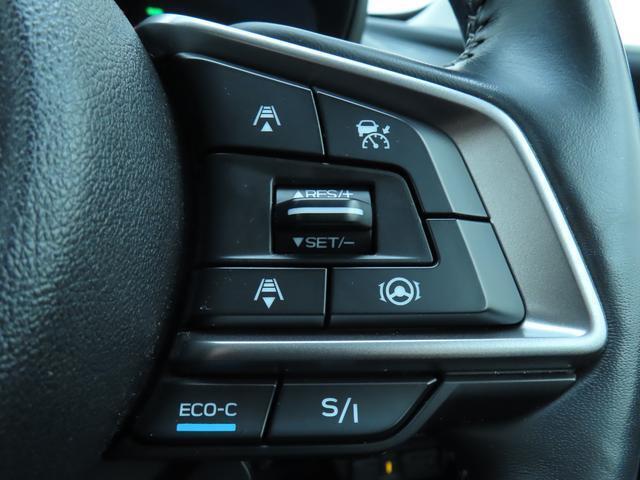 ■全車速追従機能付クルーズコントロール付。高速道路や自動車専用道路において先行車に追従走行致します。アクセルやブレーキ操作の運転負荷を軽減し、より快適で安全なロングドライブを提供します。