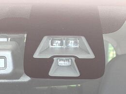 【エマージェンシーブレーキ】走行中に前方の車両等を認識し、衝突しそうな時は警報とブレーキで衝突回避と被害軽減をアシスト。より安全にドライブをお楽しみいただけます。