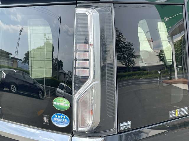 お車のご購入以外にもお車のご売却や任意保険の切替え、相談等も行っておりますので是非お気軽にスタッフへご相談下さいませ！！