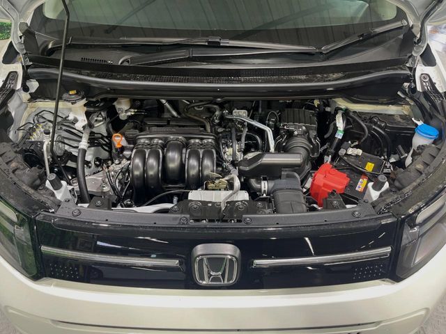 親切・丁寧な専門メカニックスタッフが応対！・車検・点検整備・事故等の修理などアフターサービスも安心。お車のカスタマイズもネクステージのサービススタッフまでご相談ください！