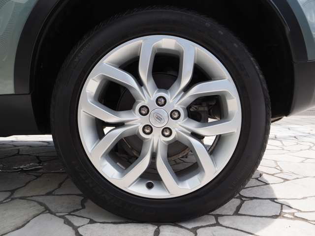 掲載車両以外でも喜んでお探しいたします☆あなたのとっておきの一台をお申し付け下さい♪■クローバーカーズ TEL：0078-6002-236942■