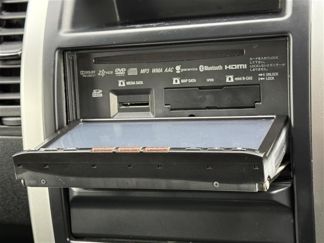 納車前に内外装のクリーニングをいたします。各種コーティング（別途有料）もご用意しておりますので、是非ご相談ください。