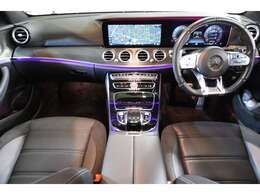 ISG搭載　中期モデル　黒革　ヒーター＆クーラー　リラクゼーション機能　SR　純正ナビ　TV　CarPlay　HUD　360カメラ　Burmester　53専用エアロ＆20AW　2年保証