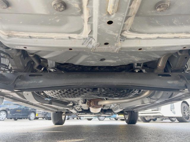 下回りがきれいなうちに、防錆加工の施工がオススメ。降雪地域はもちろん、沿岸部にお住いの方や、趣味でマリン・ウィンタースポーツをされる方に大変好評いただいております。