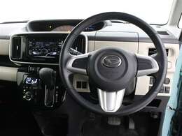 運転席廻りです。