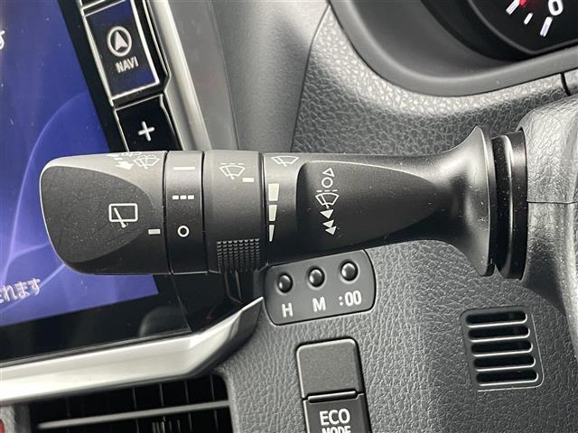 【運転席操作部】快適なドライブを楽しむための機能が装備されています！運転席から触れるので、使いやすいです！除菌プランいれていただくと、さらに清潔で安心していただけます！