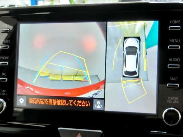 パノラミックビューで車庫入れも安心