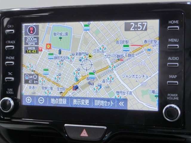 純正ナビゲーション搭載で初めての道や遠出も安心です