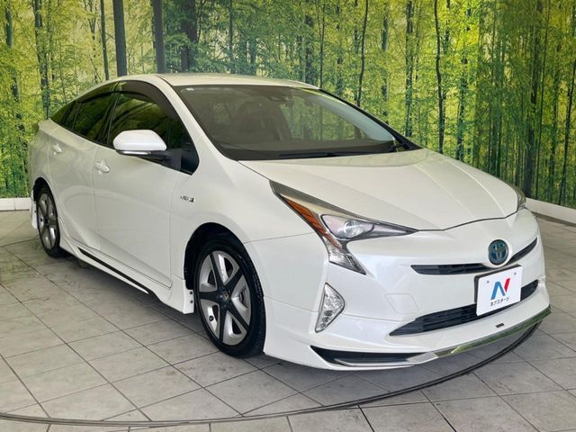 大好評のボディコーティング「弾スプラッシュコート」もご納車までに施工可能。通常のガラスコートと異なる、耐久年数6年の無機質ガラスコーティングが、ボディをキレイな状態に保ってくれます。