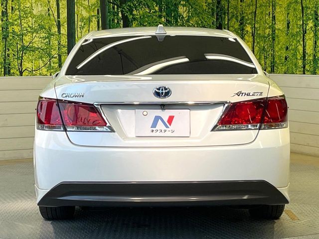 安心の最長10年・走行無制限保証（有償）をご用意。保証内容も充実はもちろん、無料点検＆オイル交換や、年中無休の全国・24時間ロードサービスも付帯されておりますのでご安心下さい。