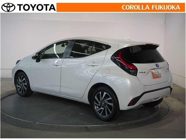 ロングラン保証は、1年間走行距離無制限のロングラン保証付。「カローラ福岡サービス認証工場」でサービスを受けられます。