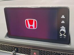 【9インチ　ホンダコネクトディスプレイ】視認性の高い大画面ディスプレイでナビの使用や、お持ちのスマートフォンと連携したbluetoothでの音楽再生が可能です♪