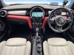 輸入車グループ総在庫数約2，000台！全国の系列店からメーカー・車種問わずご紹介出来るので、あなたにピッタリのお車が見つかるはずです♪まずはお問い合わせ下さい☆