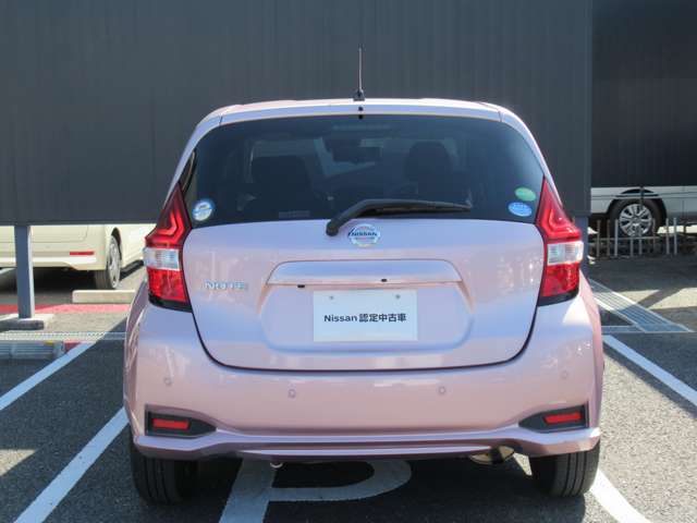 支払総額は［福岡県内］でのご登録で計算してあります。もちろん県外の方にも数多く販売しておりますが、この場合は、別途県外登録費用などをいただいております。詳しくはお問い合わせください。