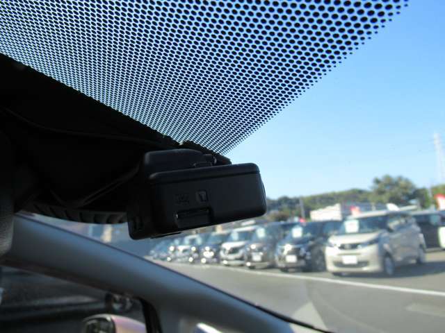 もしもの時のドライブレコーダー搭載！事故や煽り運転の証拠にもなりますね