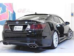 LINEからのお問い合わせも大歓迎！！ID検索＆QRコードからお友達追加していただき、お気軽にお問い合わせください。